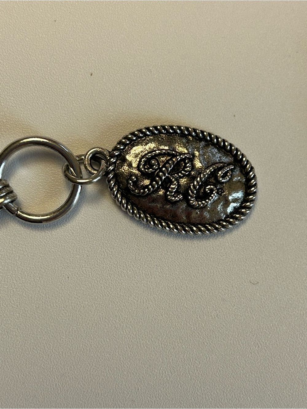 Rustic Couture Etched Oval Concho Link Chain Belt - Picture 3 of 6
